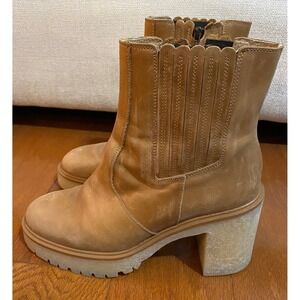 FREE PEOPLE James Tan Leather Chunky Gum Sole Side-Zip Chelsea Boots Size
